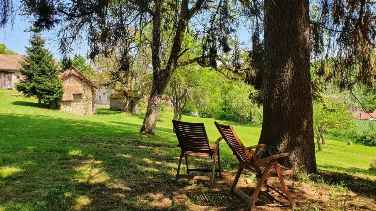 Gite Les Hauts De Villemaloux Dontreix Экстерьер фото